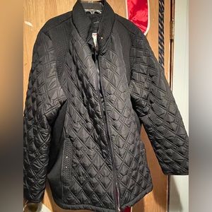 Black light/mid weight jacket! Nice length comes about to the hips